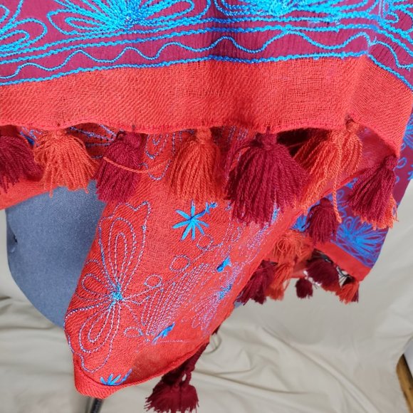 🧚HOST PICK🧚Nanette Lepore Silk and Wool Wrap/Scarf in Crimson and Imperial EUC - Picture 6 of 14
